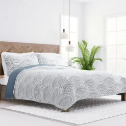 Kirkland's Home Blue Scalloped Reversible 3-Pc. King Quilt Set- Quilts