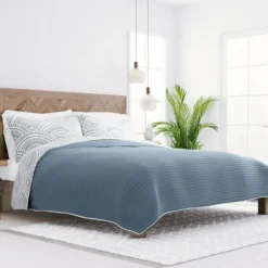 Kirkland's Home Blue Scalloped Reversible 3-Pc. King Quilt Set- Quilts