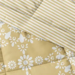Kirkland's Home Daisy Medallion Queen 3-Pc. Comforter Set- Comforters