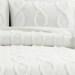 Kirkland's Home Daisy Trellis Ruffles 3-Pc. Queen Quilt Set- Quilts