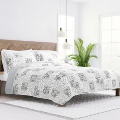 Kirkland's Home Gray Patchwork Reversible 3-Pc. King Quilt Set- Quilts