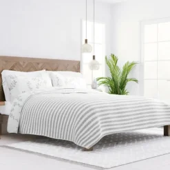 Kirkland's Home Gray Vines Reversible 2-Pc. Twin Quilt Set- Quilts