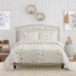 Kirkland's Home Jessica Simpson Floral Endora Queen Quilt Set- Quilts