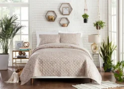 Kirkland's Home Justina Blakeney Abrazo 3-Pc. King Quilt Set- Quilts