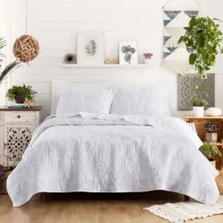 Kirkland's Home Justina Blakeney Cloud Hamsa King Quilt Set- Quilts