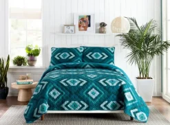 Kirkland's Home Justina Blakeney Midway 3-Pc. Full/Queen Quilt Set- Quilts