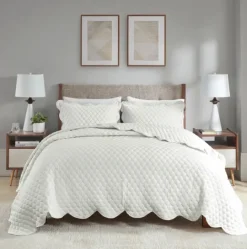 Kirkland's Home Scalloped Crinkle 3-Pc. Full/Queen Quilt Set- Quilts