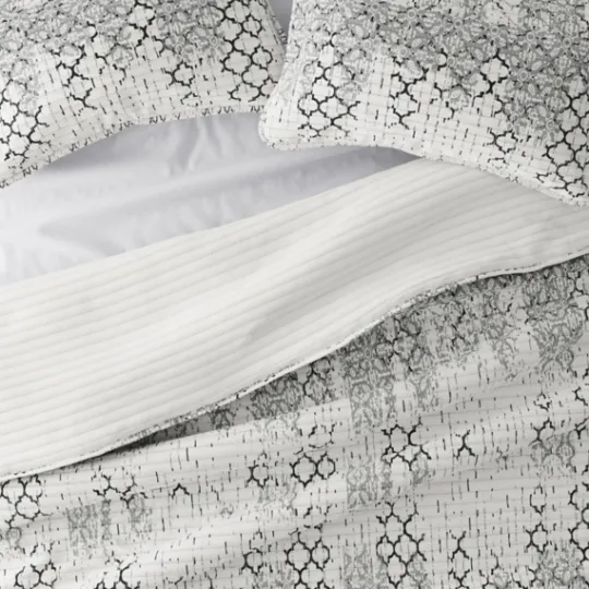Kirkland's Home White Trellis Reversible 3-Pc. Queen Quilt Set- Quilts